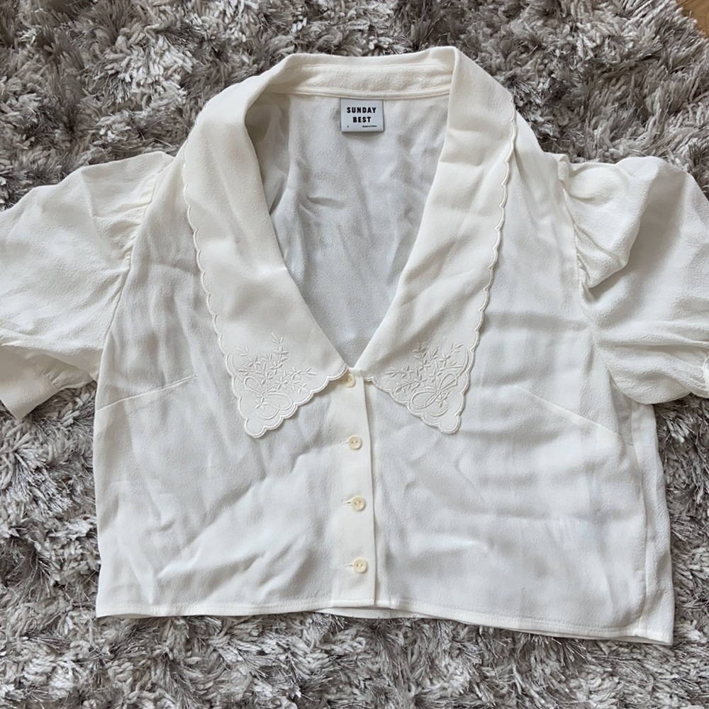 *sold* Aritzia new solitaire blouse S - Picture 2 of 4